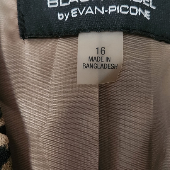 Leopard Print Blazer - Picture 3 of 3